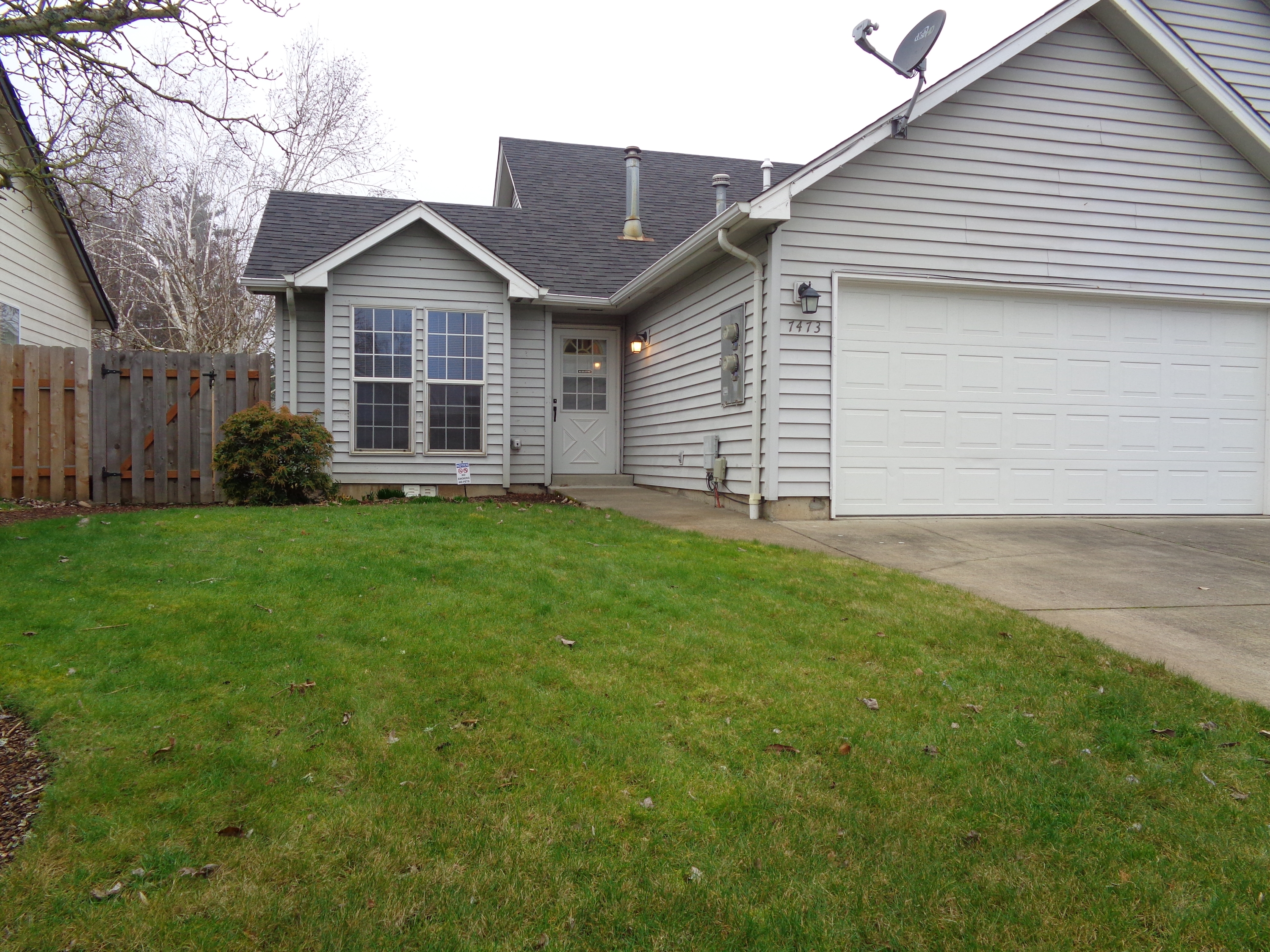 7473 Parkplace Dr NE